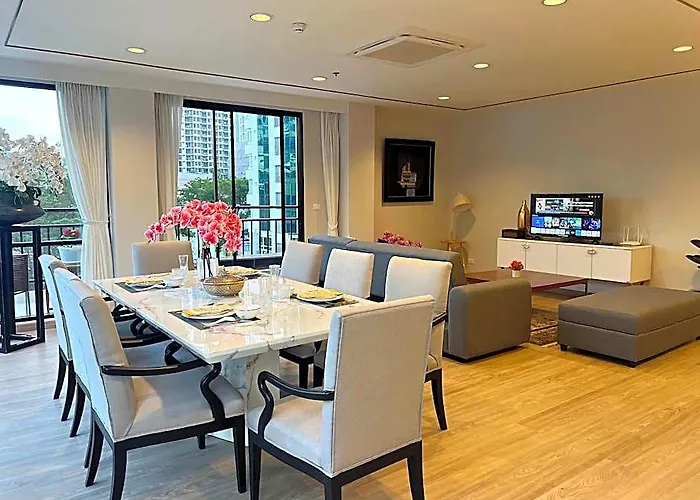 Hotel Sathorn111