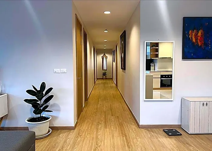 Sathorn111 5*
