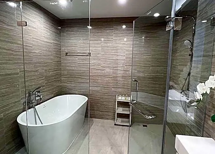 Sathorn111 Hotel 5*