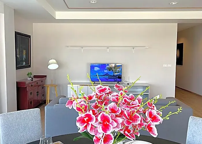 Sathorn111